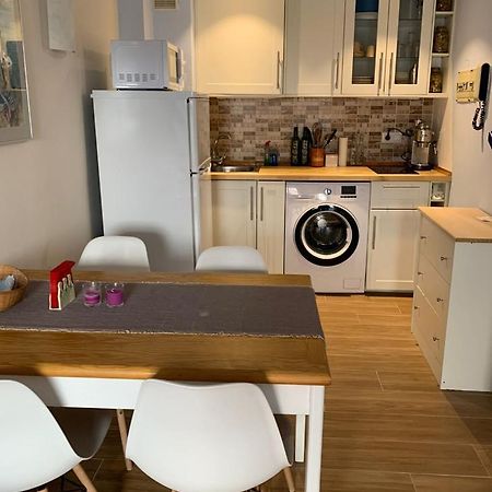Cosy Apartment In L Escala, 7 Mins Walk To The Closest Beach, Riells Ля Эскала Экстерьер фото