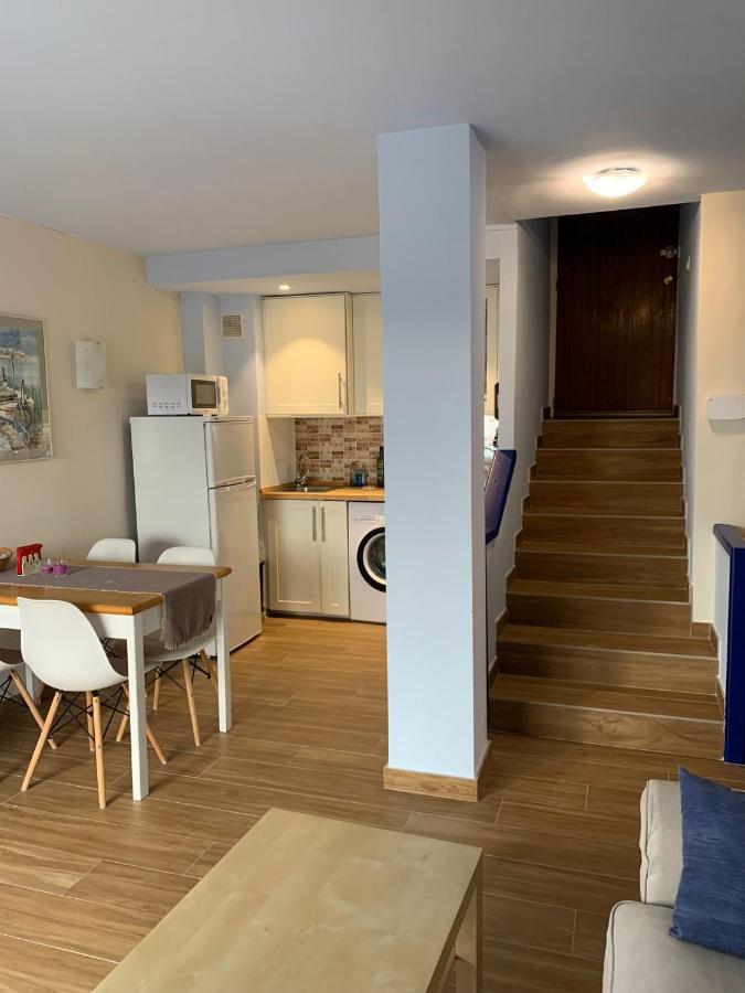 Cosy Apartment In L Escala, 7 Mins Walk To The Closest Beach, Riells Ля Эскала Экстерьер фото