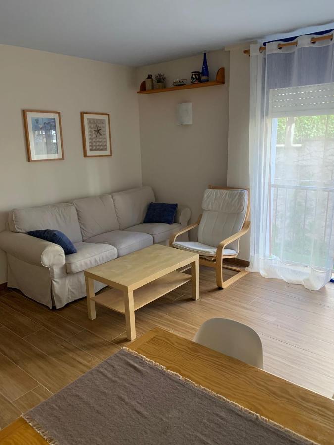 Cosy Apartment In L Escala, 7 Mins Walk To The Closest Beach, Riells Ля Эскала Экстерьер фото